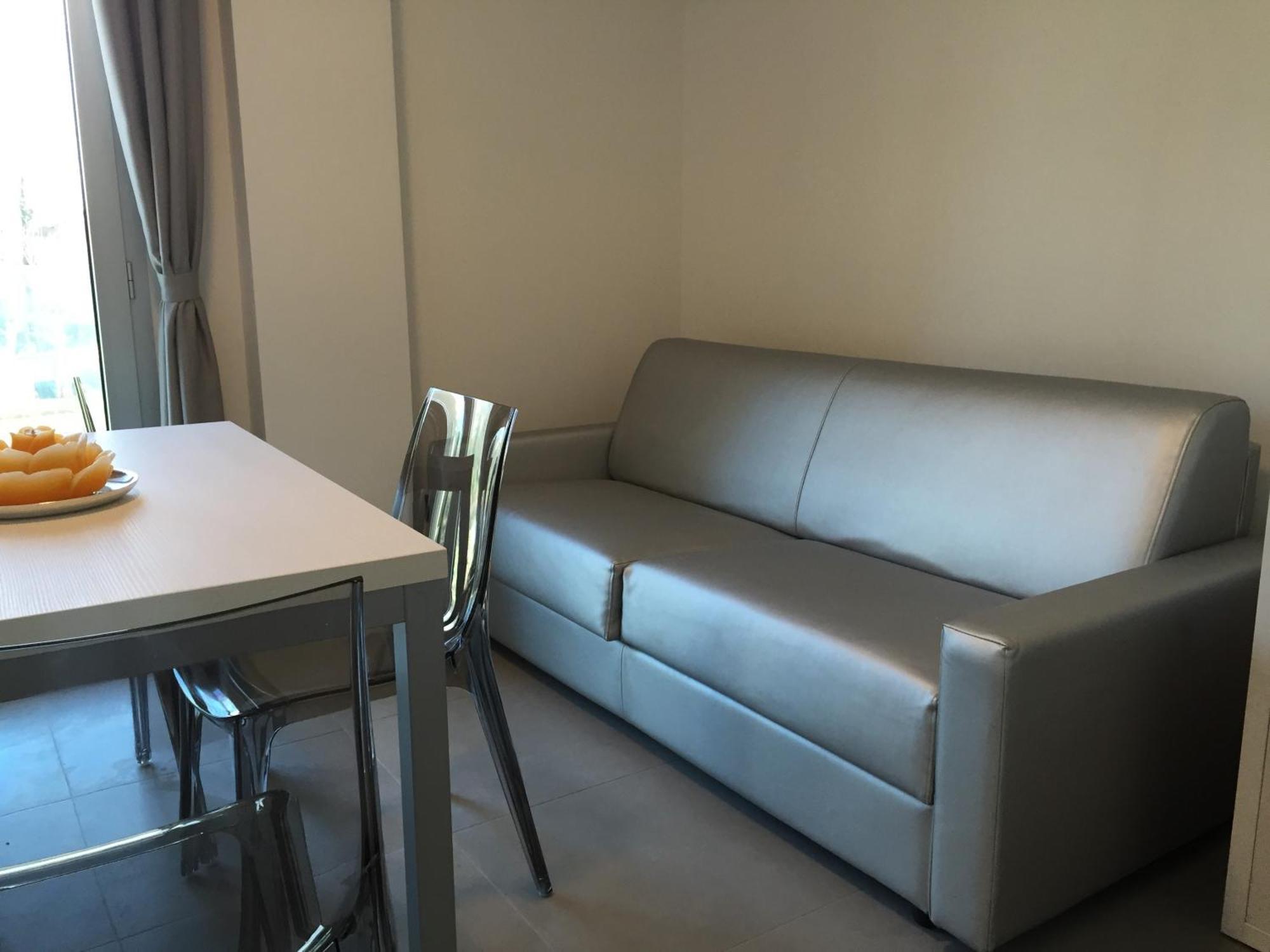 רימיני Residence Hotel Albachiara מראה חיצוני תמונה