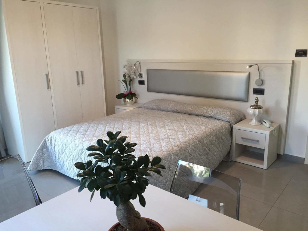 רימיני Residence Hotel Albachiara חדר תמונה